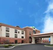 Holiday Inn Express Hotel & Suites Bowling Green by IHG hotel detail image 3