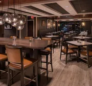 DoubleTree by Hilton Raleigh Crabtree Valley hotel detail image 3