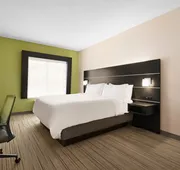 Holiday Inn Express & Suites McAlester by IHG hotel detail image 7