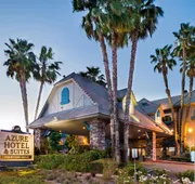 Azure Hotel & Suites, Trademark Collection by Wyndham hotel detail image 4