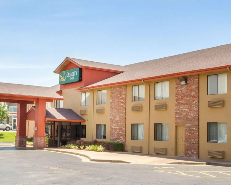 Quality Inn Broken Arrow - Tulsa hotel detail image 2