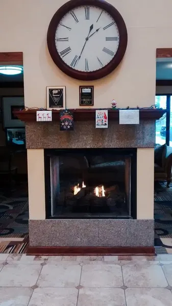 Quality Inn & Suites Greenfield I-70 hotel detail image 6