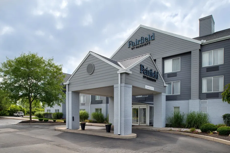 Fairfield Inn & Suites Dayton Troy hotel detail image 2