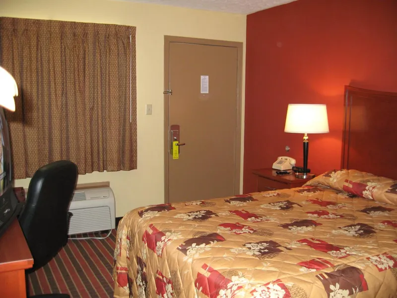 Quality Inn Columbus - East hotel detail image 6