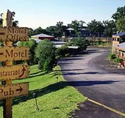 Outback Roadhouse Motel & Suites Branson hotel detail image 3