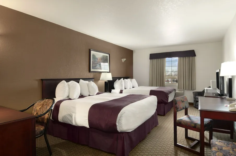 Ramada by Wyndham Red Deer Hotel and Suites hotel detail image 6