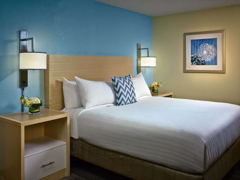 Sonesta ES Suites Cincinnati - Blue Ash hotel detail image 6