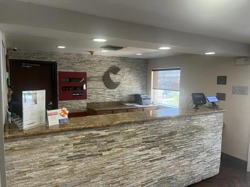 Comfort Inn & Suites Phoenix North / Deer Valley hotel detail image 2