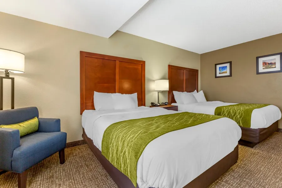 Comfort Inn & Suites Phoenix North / Deer Valley hotel detail image 6