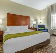 Comfort Inn & Suites Phoenix North / Deer Valley hotel detail image 7
