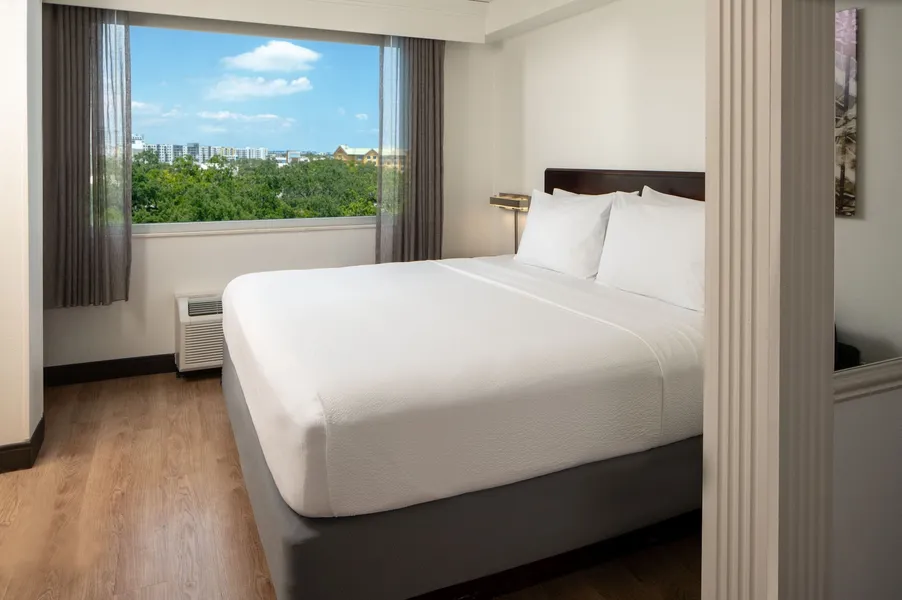 SpringHill Suites Marriott Ft Lauderdale Airport/Cruise Port hotel detail image 6