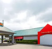 Econo Lodge - Oxmoor hotel detail image 3