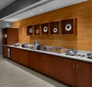 SpringHill Suites by Marriott Pittsburgh Southside Works hotel detail image 3