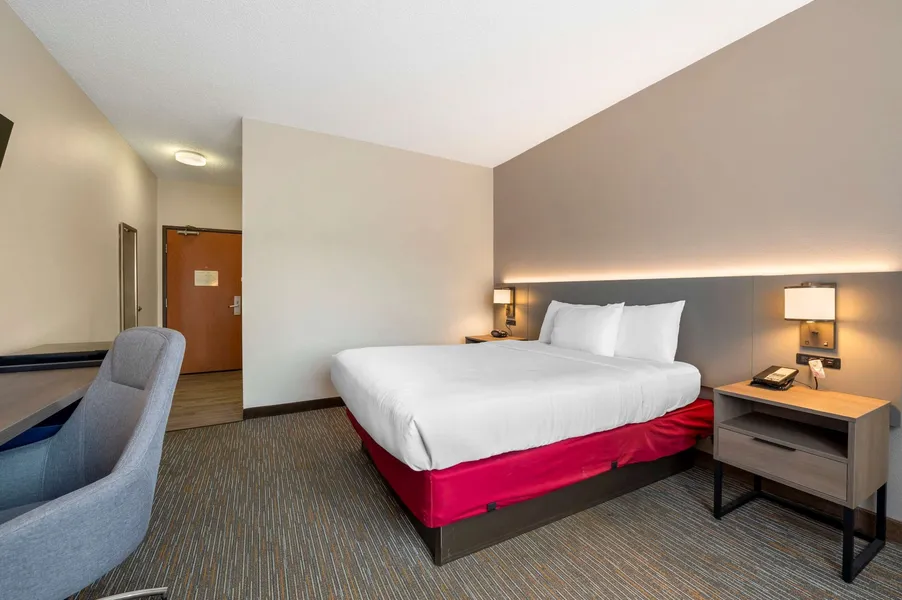 Comfort Inn & Suites Zanesville City Center hotel detail image 6