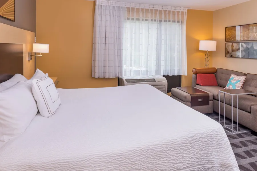 TownePlace Suites by Marriott Huntington hotel detail image 6