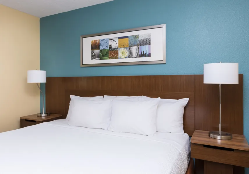 Fairfield Inn & Suites Galesburg hotel detail image 6