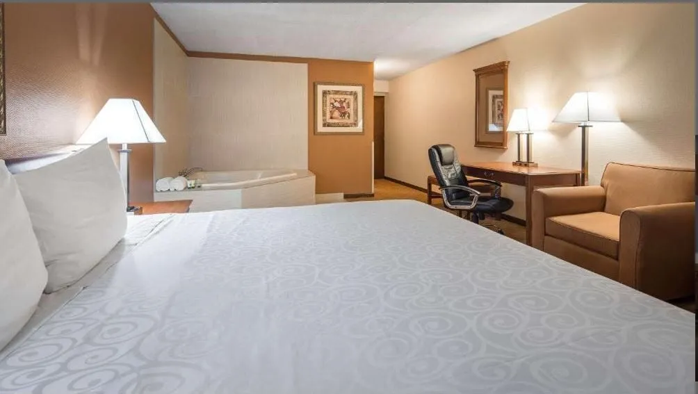 Days Inn by Wyndham St. Charles IL hotel detail image 6