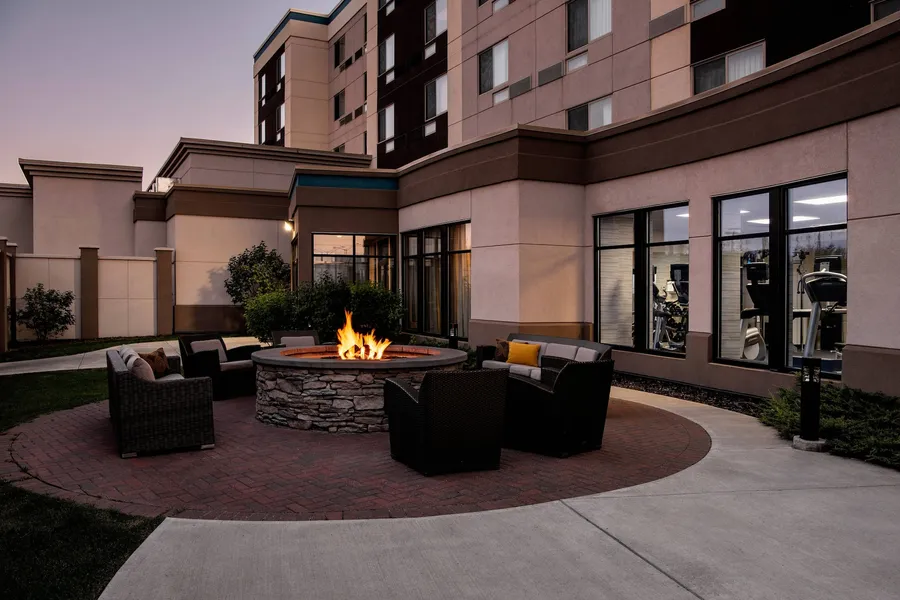 Courtyard by Marriott Edmonton West hotel detail image 2