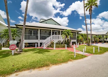 Ivey House Everglades Adventures Hotel hotel thumbnail 2