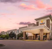 Comfort Suites East Lincoln - Mall Area hotel detail image 3