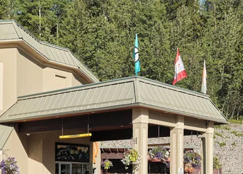 Fernie Fox Hotel hotel thumbnail 5