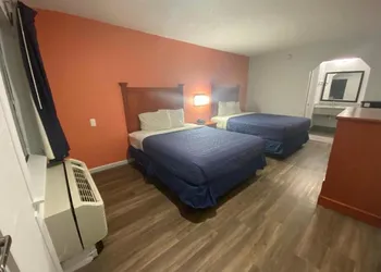Rodeway Inn hotel thumbnail 5