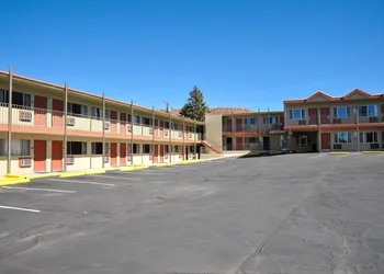 Cedar City hotel thumbnail 2