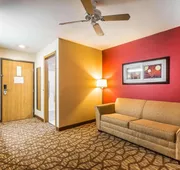 Quality Inn & Suites hotel detail image 5