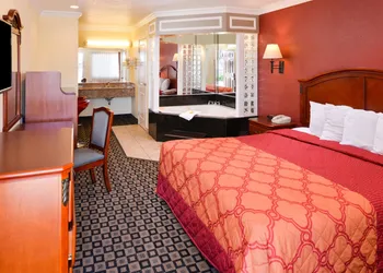 Americas Best Value Inn & Suites San Bernardino hotel thumbnail 8