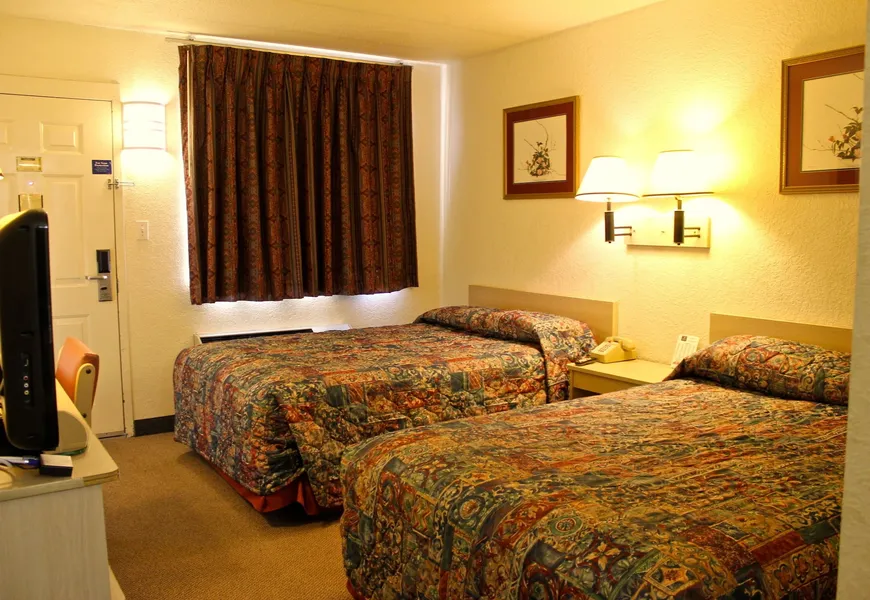 QC Stay Inn hotel detail image 2