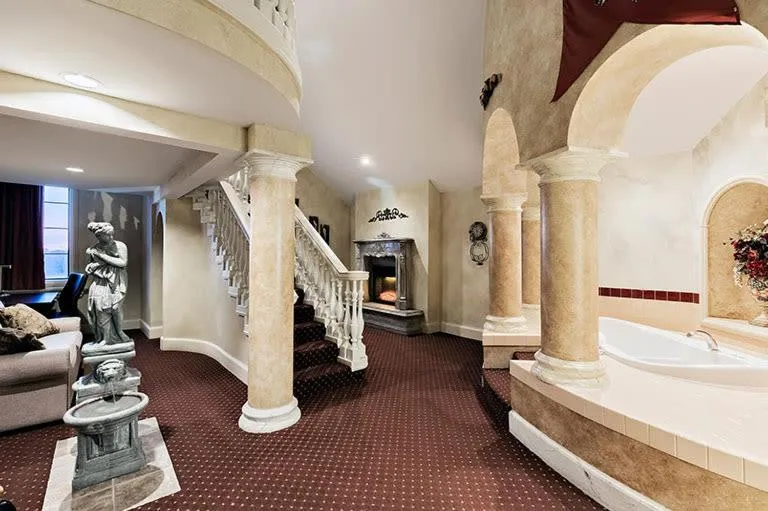 Chateau Avalon Hotel & Spa hotel detail image 2