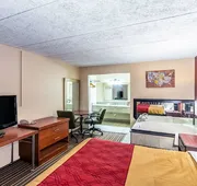 Econo Lodge Zanesville Downtown hotel detail image 7