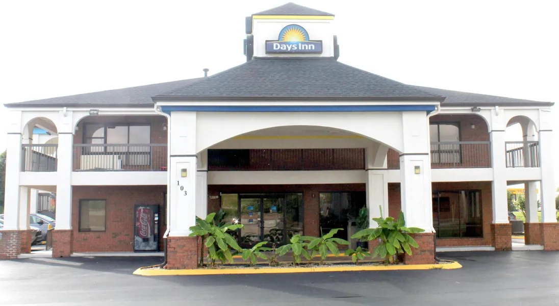Days Inn by Wyndham Franklin hotel detail image 2