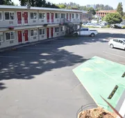 Campus Inn & Suites Eugene Downtown hotel detail image 4