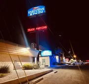 Econo Lodge Del Rio hotel detail image 4