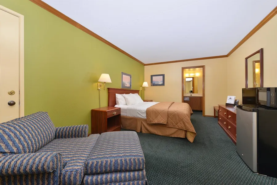 Americas Best Value Inn Maumee Toledo hotel detail image 6
