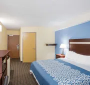 Days Inn by Wyndham New Haven hotel detail image 5