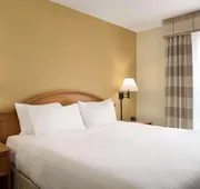 Country Inn & Suites by Radisson, Grinnell, IA hotel detail image 5