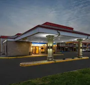 Super 8 by Wyndham Perrysburg/Toledo hotel detail image 3