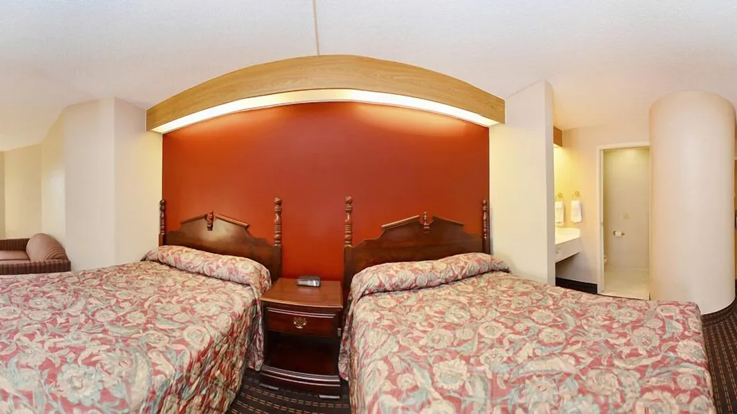 Quality Inn Lees Summit - Kansas City hotel detail image 6