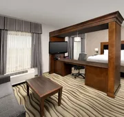 Hampton Inn & Suites Tupelo/Barnes Crossing hotel detail image 7