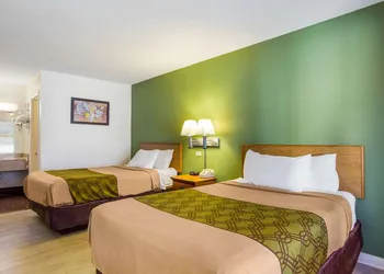 Econo Lodge Corbin hotel thumbnail 5