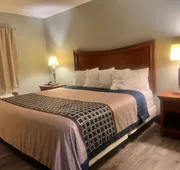 Royal Inn Suites hotel detail image 5