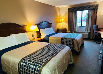 Royal Inn Suites hotel thumbnail 8