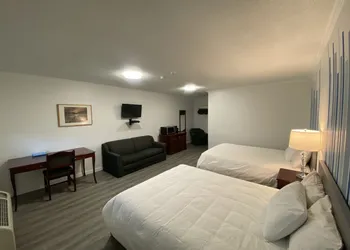 Bavarian Inn hotel thumbnail 4