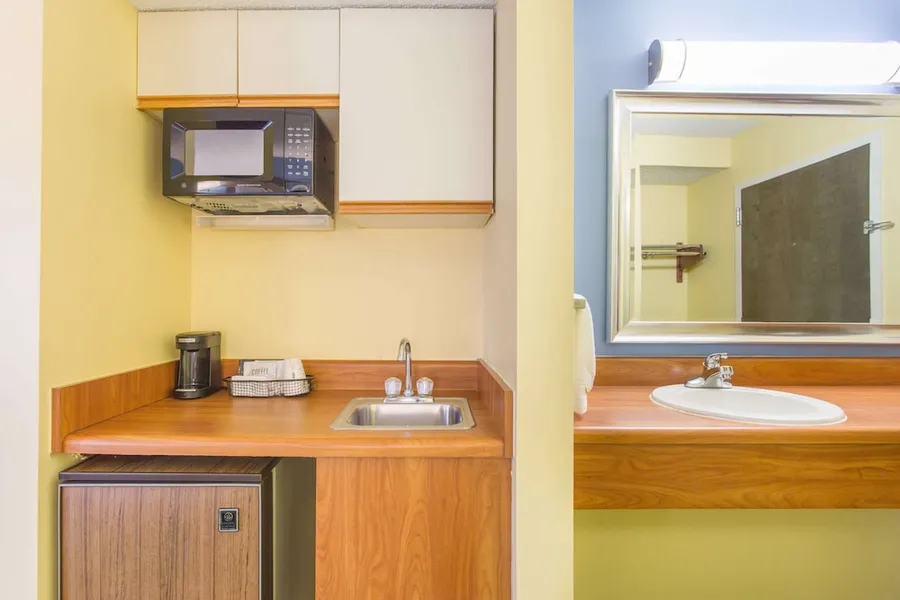 Days Inn by Wyndham Raleigh-Airport-Research Triangle Park hotel detail image 6