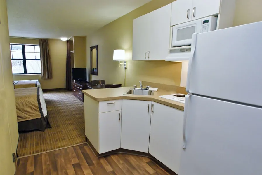 Extended Stay America Suites Long Island Bethpage hotel detail image 6