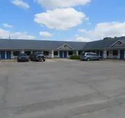 The Executive Inn & Suites hotel detail image 4