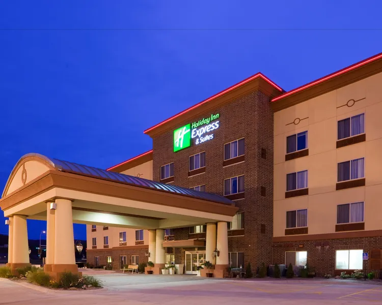 Holiday Inn Express & Suites Winona by IHG hotel detail image 2