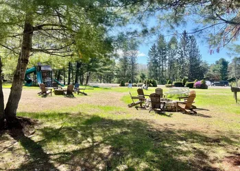 Saco River Motor Lodge & Suites hotel thumbnail 3